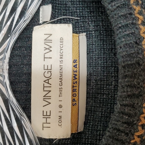 Black Tape Women's Patterned Sweater - Picture 2 of 9